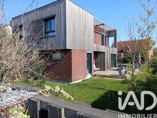 Maison 5 pièces 142 m² · à Camphin-en-Carembault · 142 m² · 448 000 €