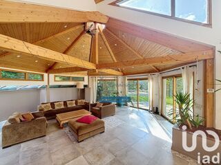  Villa � vendre 9 pi�ces 251 m�