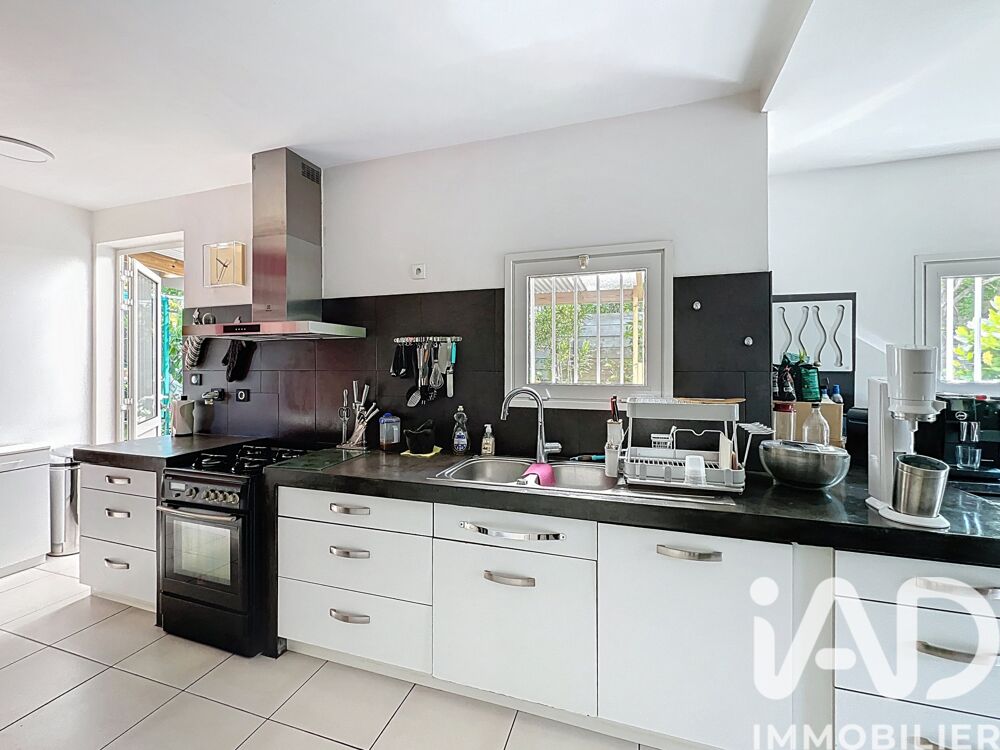 � vendre  Maison Saint-Pierre (97410)