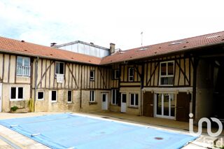  Maison  vendre 13 pices 330 m