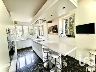  Maison � vendre 13 pi�ces 360 m�