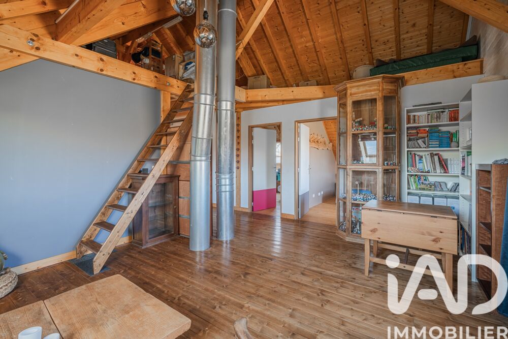 � vendre  Maison Saint-Ours (73410)