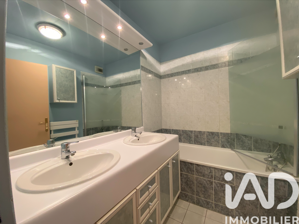 � vendre  Appartement Courbevoie (92400)