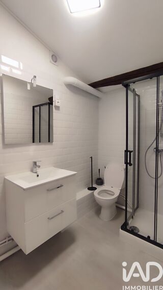  Immeuble � vendre 79 m�