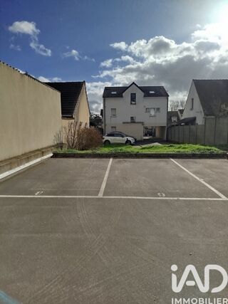  Parking / Garage � vendre 12 m�
