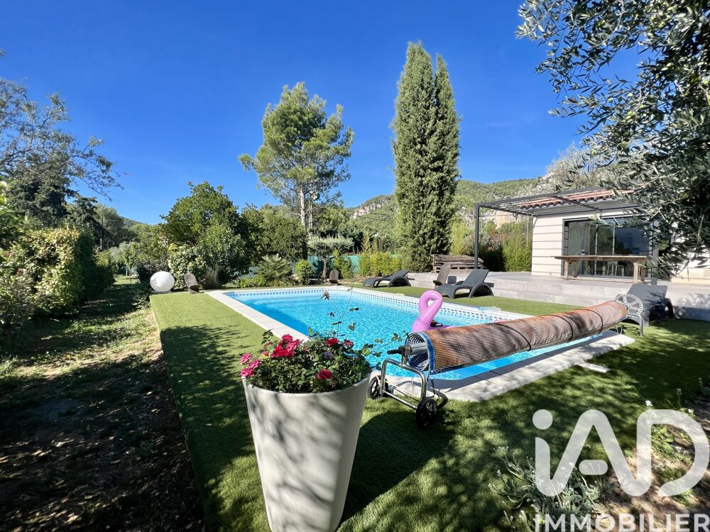 � vendre  Maison Saint-Zacharie (83640)