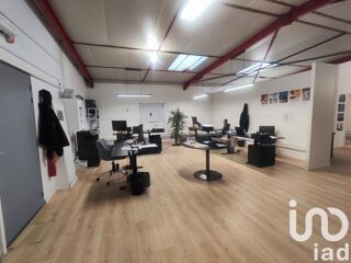  Immeuble  vendre 819 m