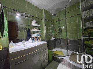  Immeuble � vendre 330 m�