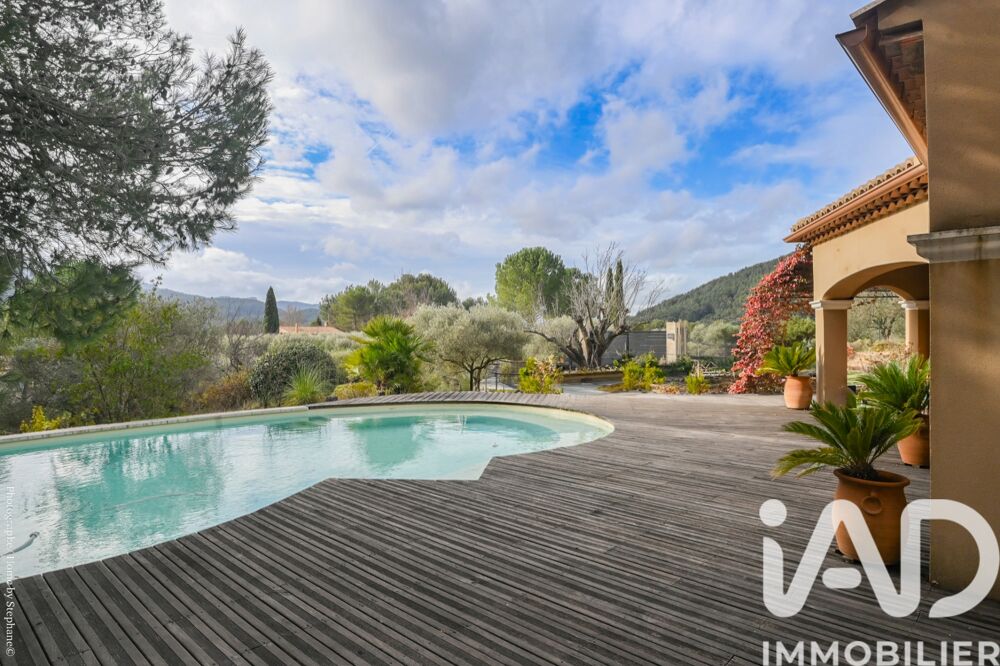 � vendre  Maison Saint-Zacharie (83640)