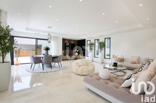 Villa  vendre 6 pices 225 m