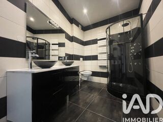  Appartement � louer 4 pi�ces 121 m�