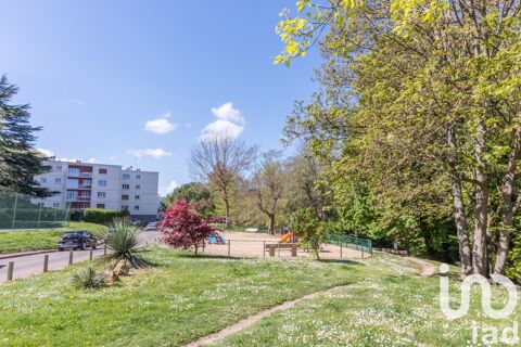   Vente Appartement 3 pi�ces Appartement - 3 pi�ce(s) - 83 m�