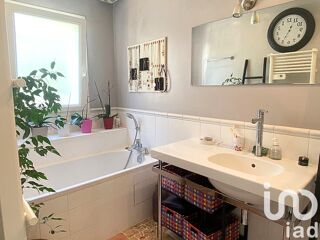  Maison  vendre 8 pices 150 m