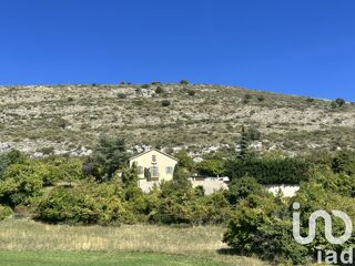  Maison  vendre 6 pices 325 m