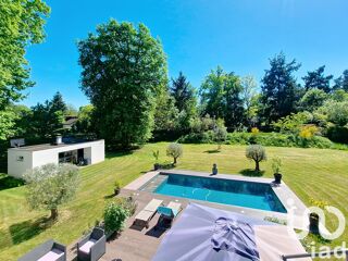  Villa  vendre 8 pices 262 m