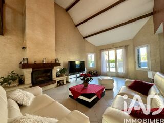  Maison � vendre 8 pi�ces 180 m�