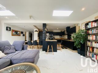  Maison � vendre 8 pi�ces 220 m�