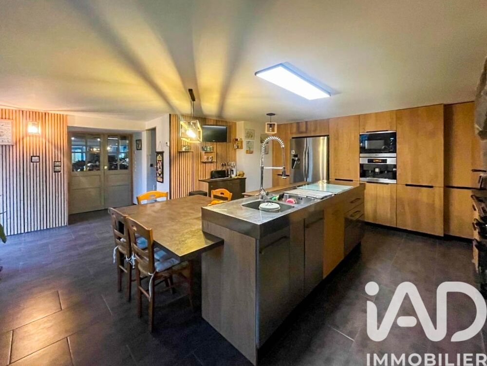 � vendre  Maison Soulages-Bonneval (12210)