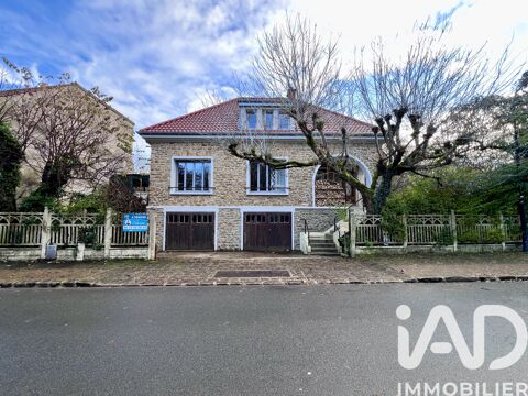   Vente Maison d'architecte 9 pi�ces Villa - 9 pi�ce(s) - 160 m�