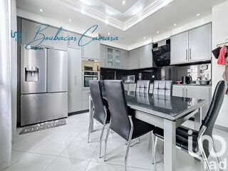  Maison  vendre 8 pices 203 m