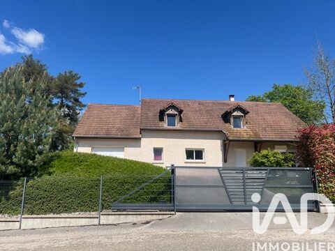   Vente Maison/villa 7 pi�ces Maison - 7 pi�ce(s) - 200 m�