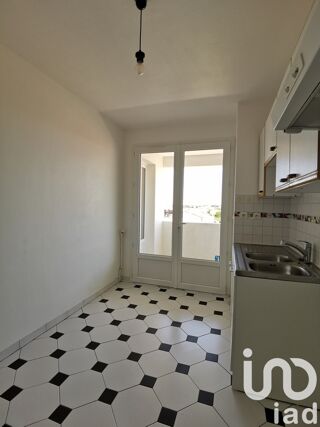  Appartement  vendre 4 pices 82 m