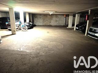  Parking / Garage � vendre 12 m�