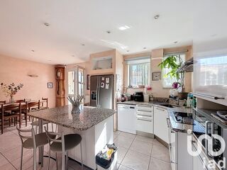  Maison  vendre 5 pices 172 m