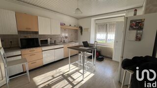  Maison  vendre 8 pices 210 m