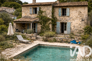  Maison � vendre 4 pi�ces 220 m�