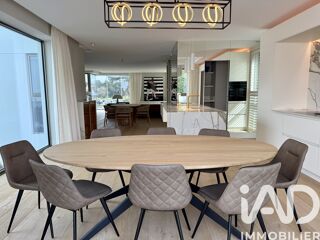  Villa � vendre 5 pi�ces 250 m�