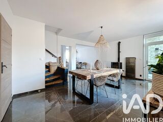  Maison � vendre 8 pi�ces 220 m�