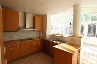  Maison � vendre 8 pi�ces 235 m�