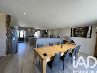  Maison � vendre 15 + pi�ces 820 m�