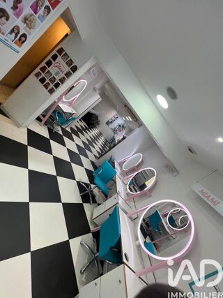  Immeuble � vendre 210 m�