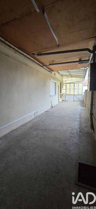  Immeuble � vendre 208 m�