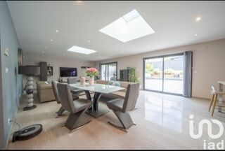  Villa � vendre 7 pi�ces 220 m�