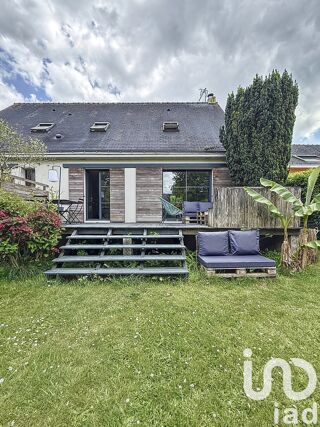  Maison  vendre 8 pices 175 m