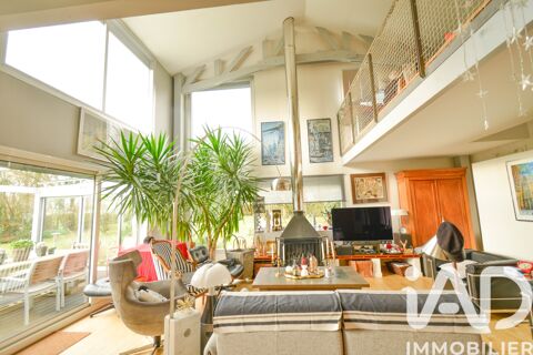   Vente Maison d'architecte 8 pi�ces Villa - 8 pi�ce(s) - 235 m�