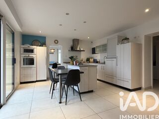  Maison � vendre 10 pi�ces 210 m�