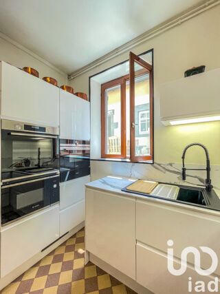  Maison  vendre 10 pices 260 m