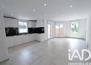  Appartement  vendre 4 pices 82 m