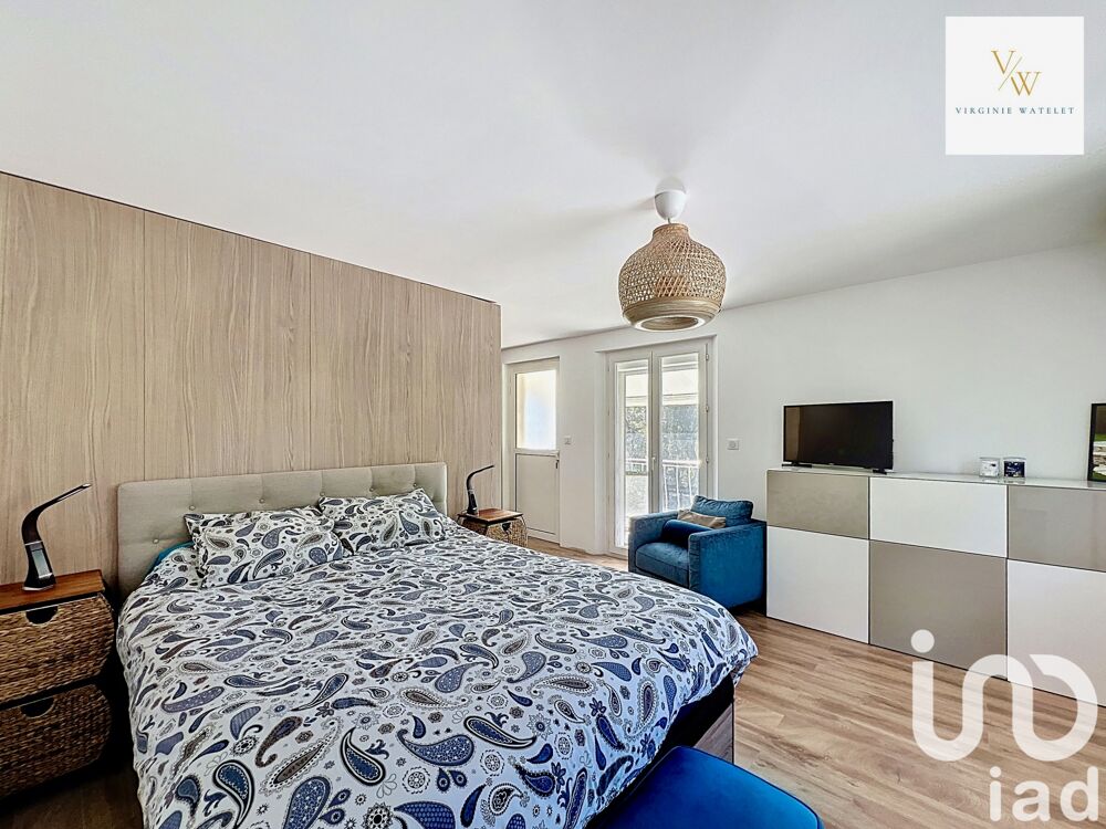 � vendre  Maison Saint-Cl�ment-de-Rivi�re (34980)