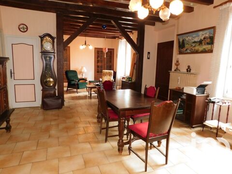   Vente Maison traditionnelle 7 pi�ces Maison - 7 pi�ce(s) - 148 m�