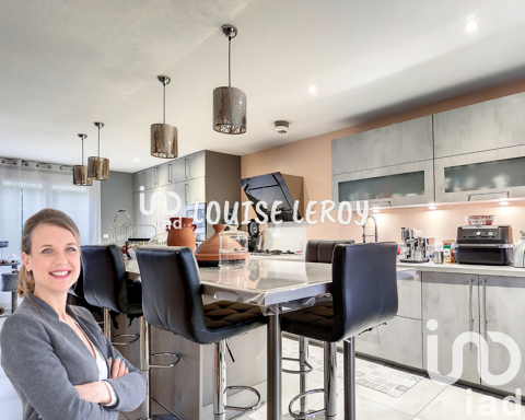   Vente Maison traditionnelle 7 pices Maison - 7 pice(s) - 144 m