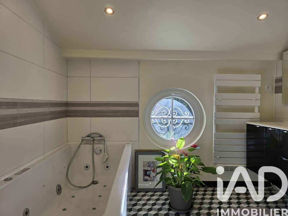 � vendre  Maison Cognac (16100)