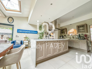  Maison  vendre 9 pices 220 m