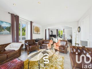  Maison � vendre 9 pi�ces 245 m�