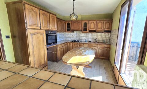   Vente Maison/villa 9 pices Maison - 9 pice(s) - 170 m