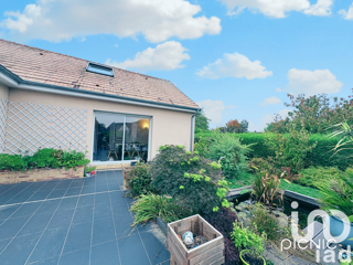  Maison  vendre 9 pices 210 m